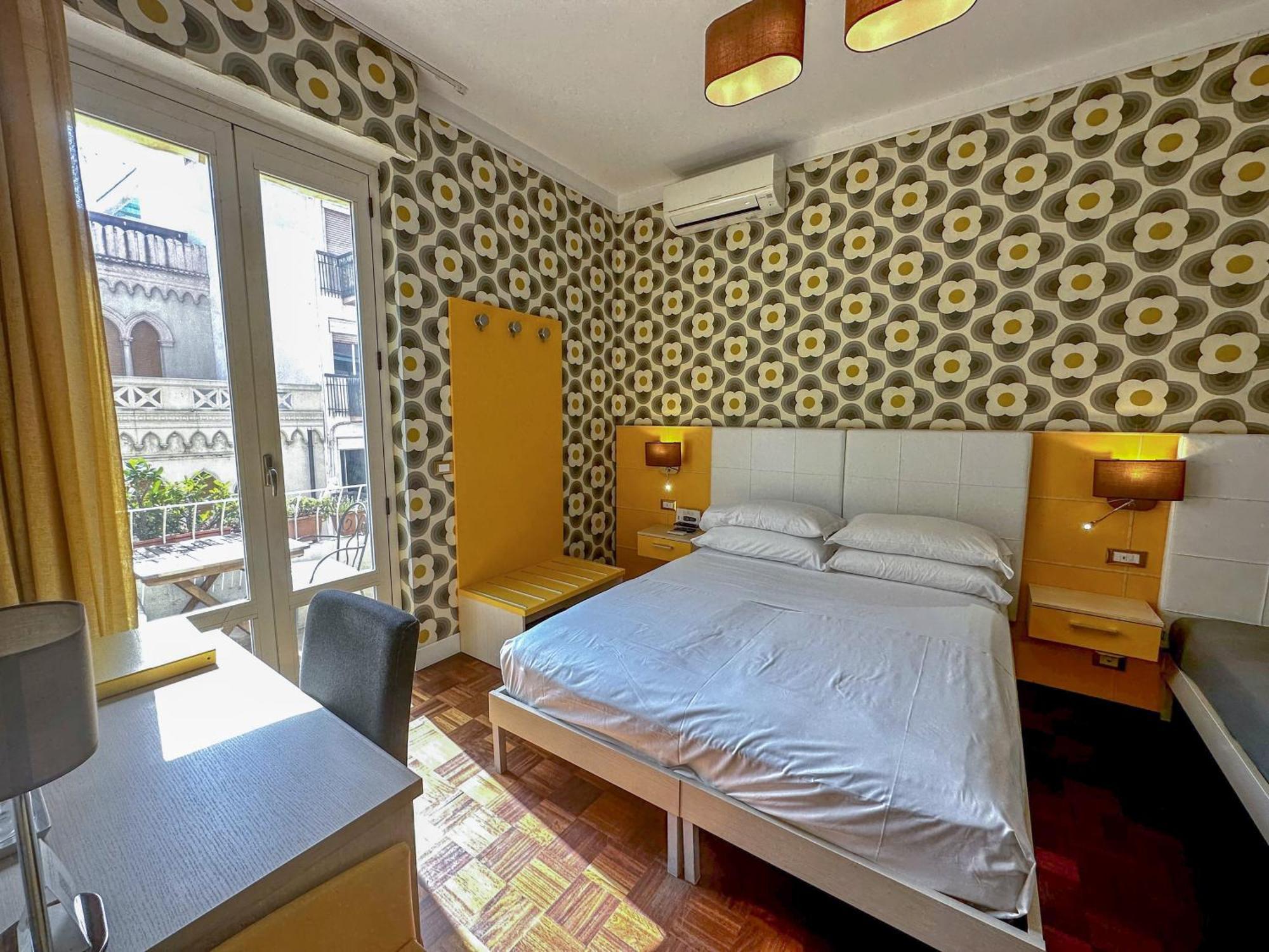 ريجّو دي كالابريا B&B Pellicano Guest House المظهر الخارجي الصورة