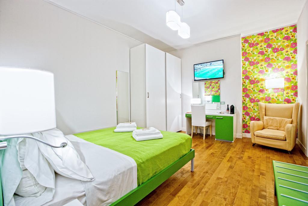 ريجّو دي كالابريا B&B Pellicano Guest House الغرفة الصورة